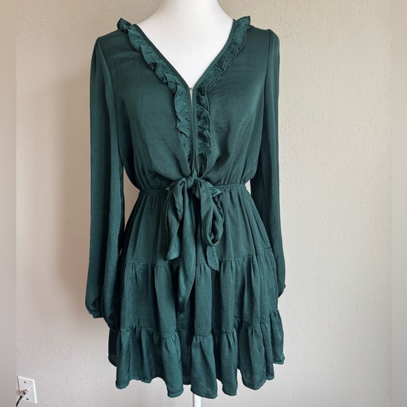 Princess Polly Emerald Green Tied Top Tiered Mini Dress Women 6 Preppy Whimsical - Picture 1 of 7